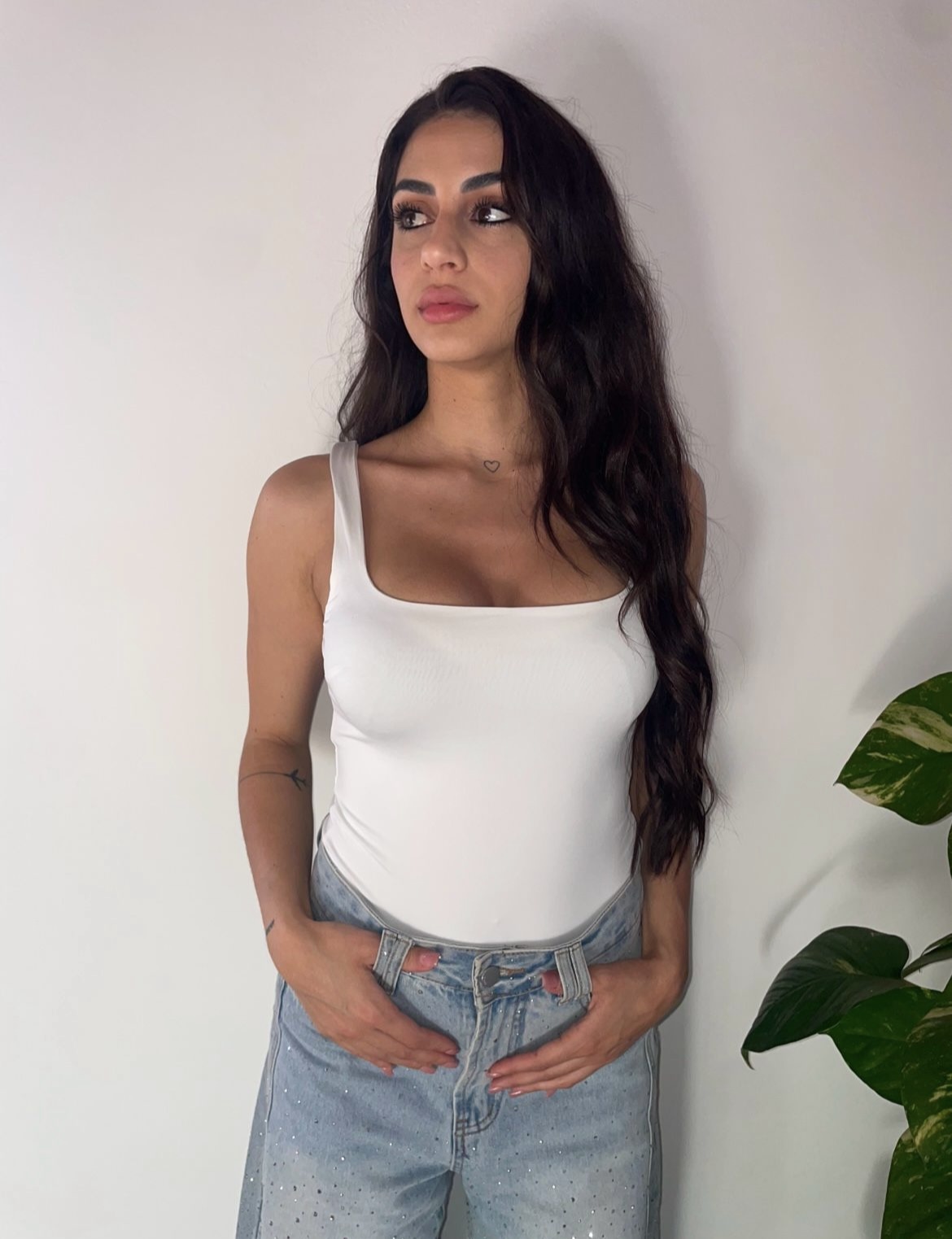 Body Kim scollo quadrato bianco 1