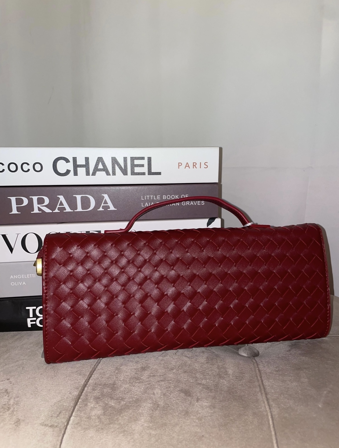 Bottega Bag bordeaux dietro