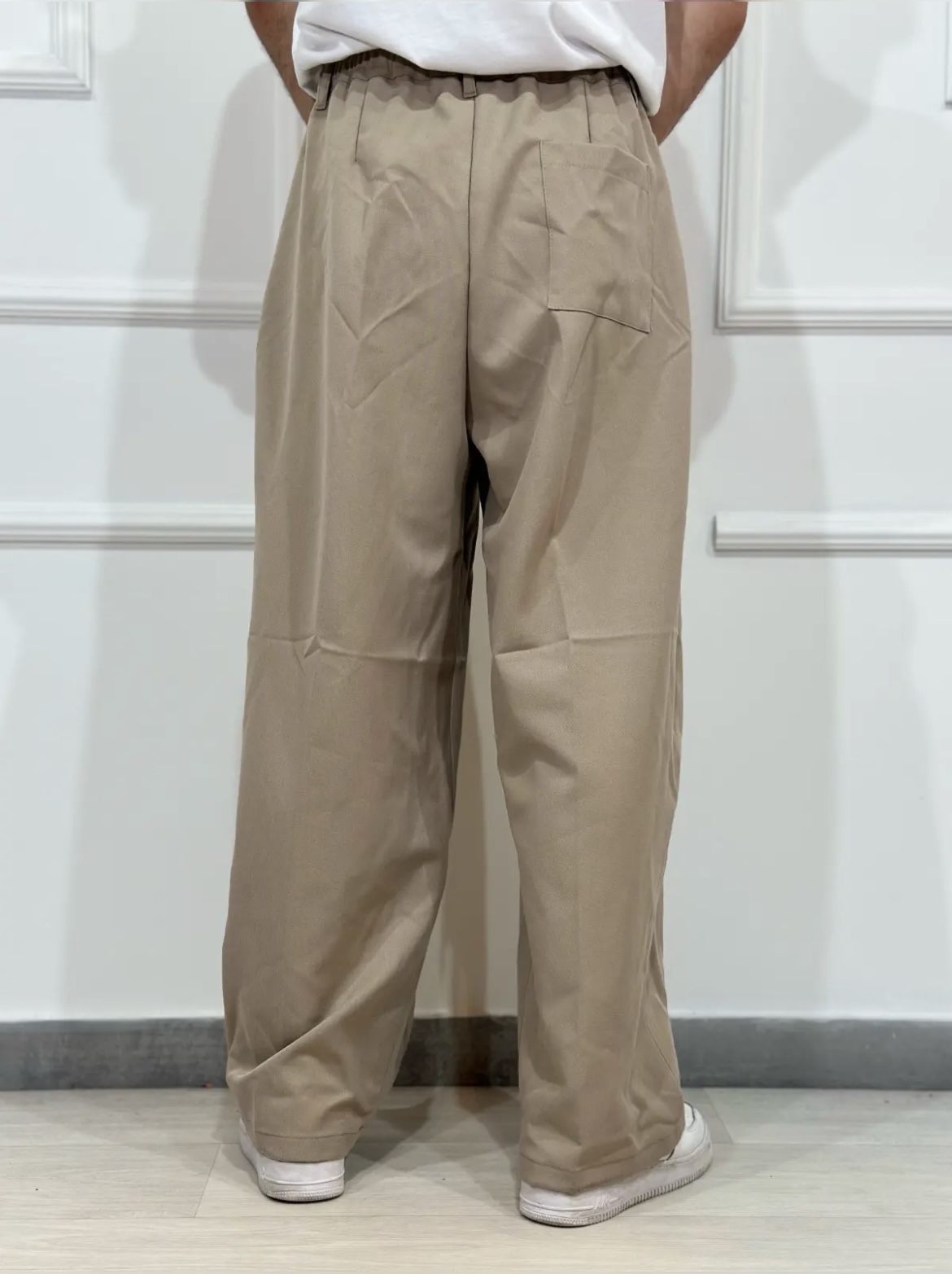 Panta elegant beige dietro 