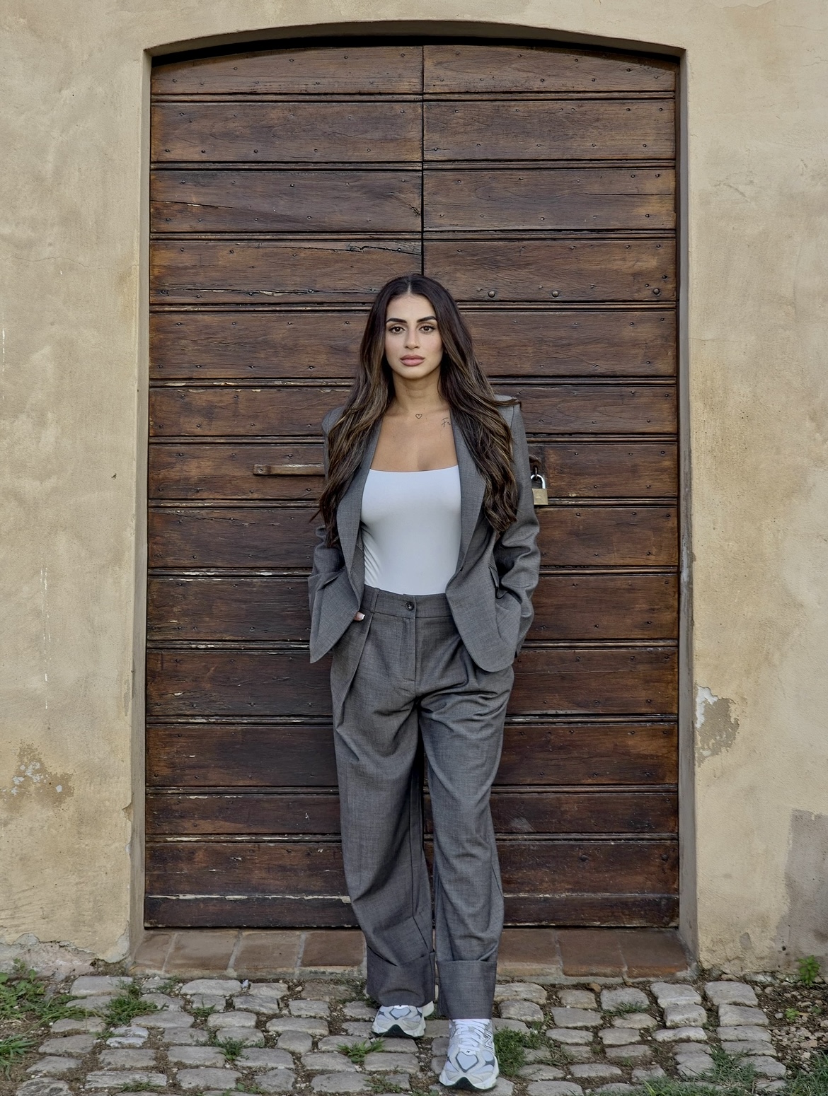 Tailler Amanda avanti