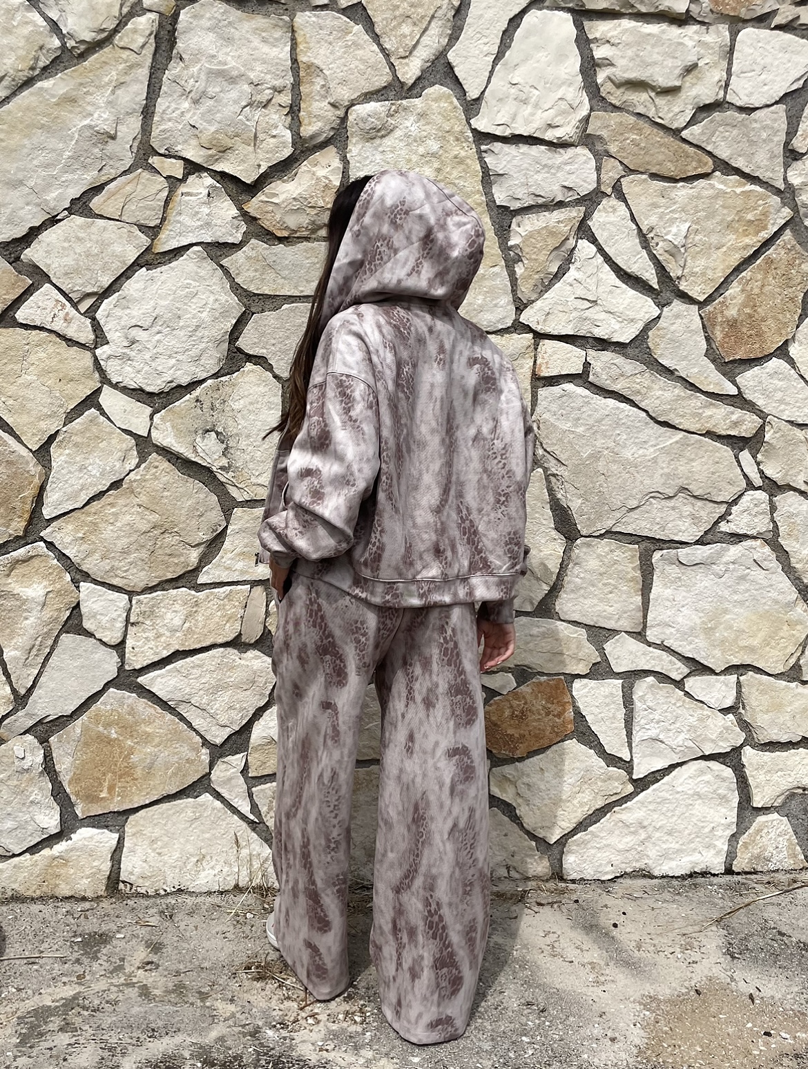 Tuta wild beige dietro