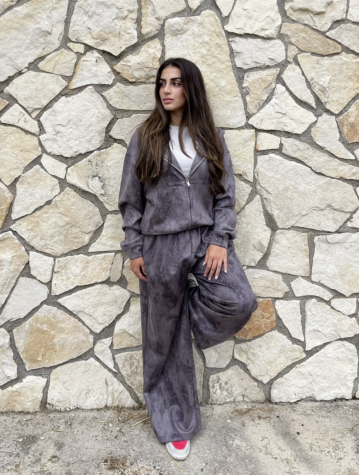 Tuta wild grigia 3